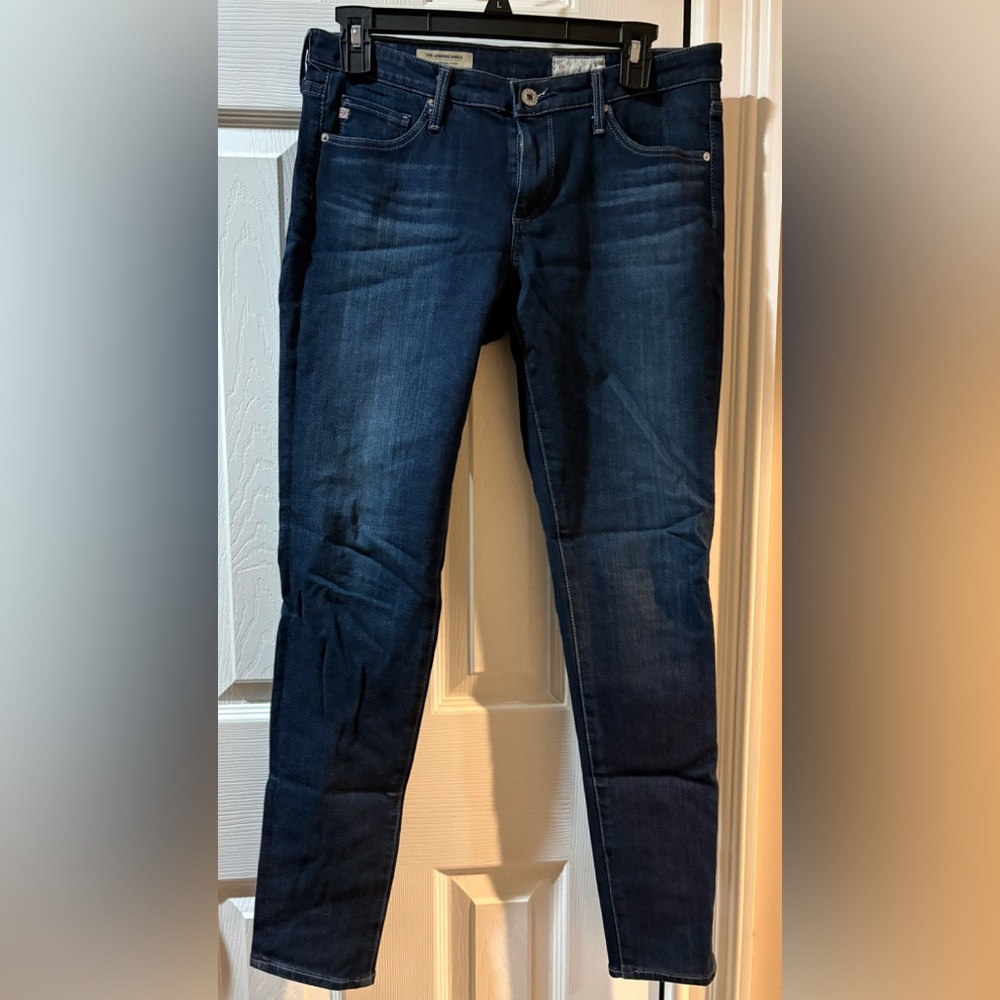 💙👖AG Adriano Goldschmied Women’s Skinny Jeans - Dark Blue Wash!!